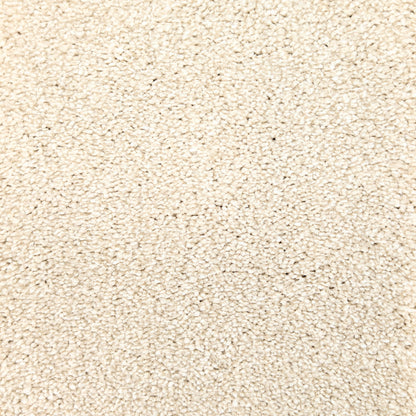 Polo 15.5mm Saxony Pile Carpet with Sky Backing